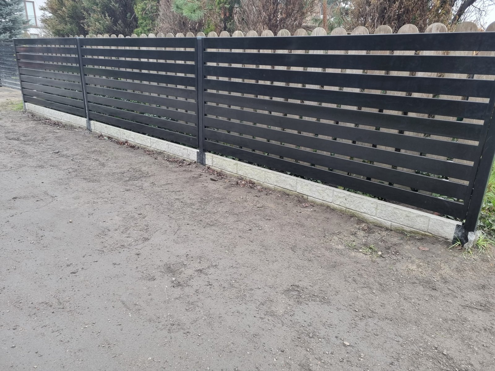 Realizacja MUR-BET - ogrodzenie panelowe