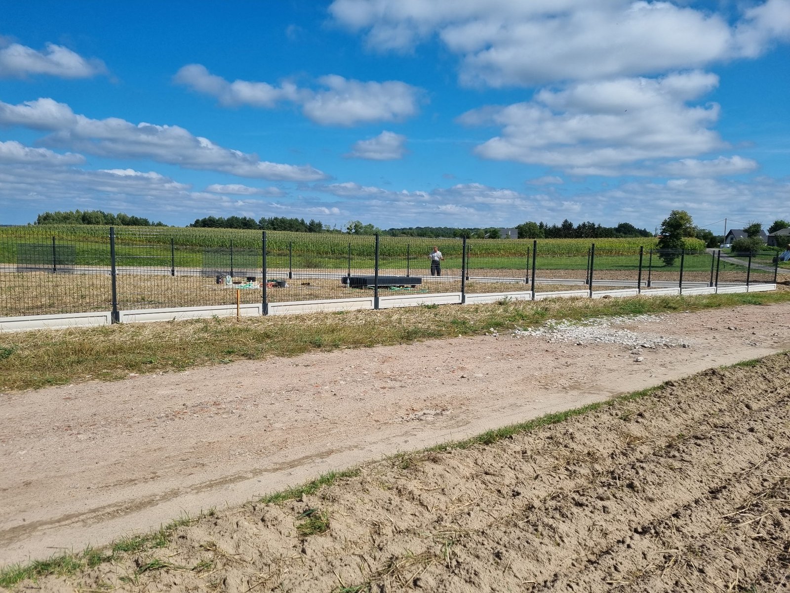 Realizacja MUR-BET - ogrodzenie panelowe