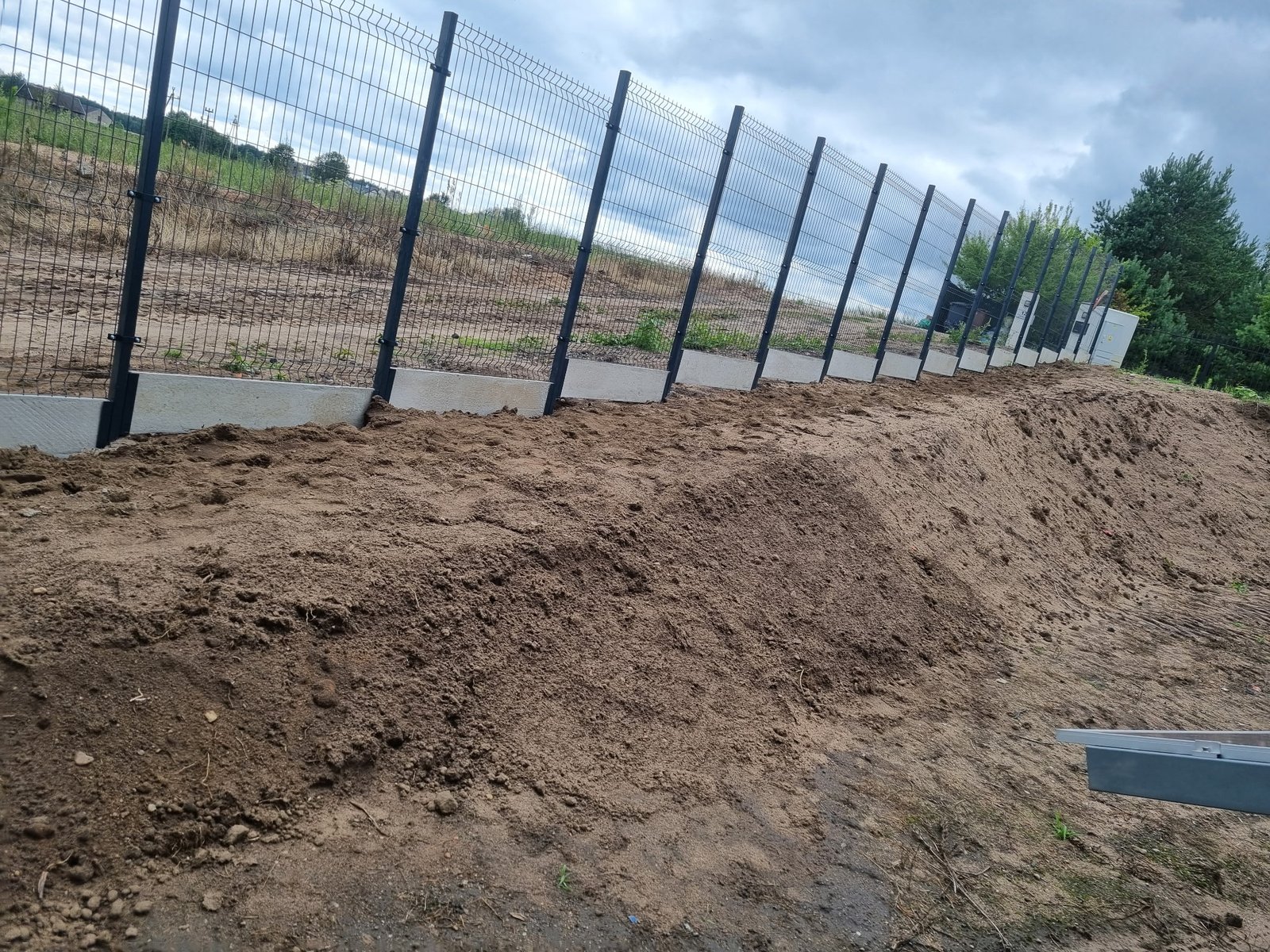 Realizacja MUR-BET - ogrodzenie panelowe